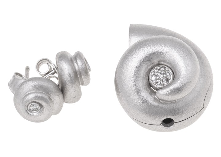 Smykkesett med diamanter