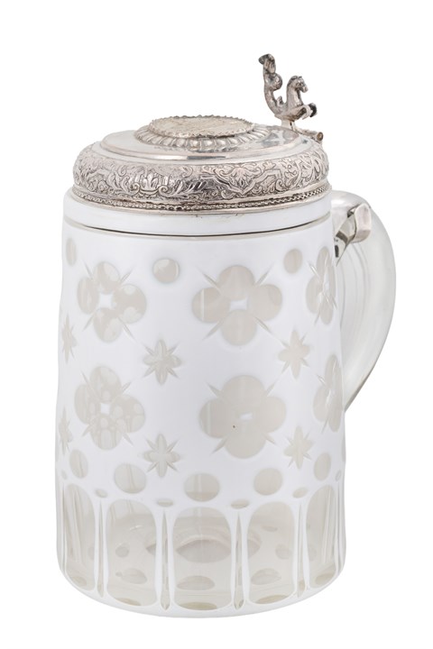 Drikkekanne med sølvlokk