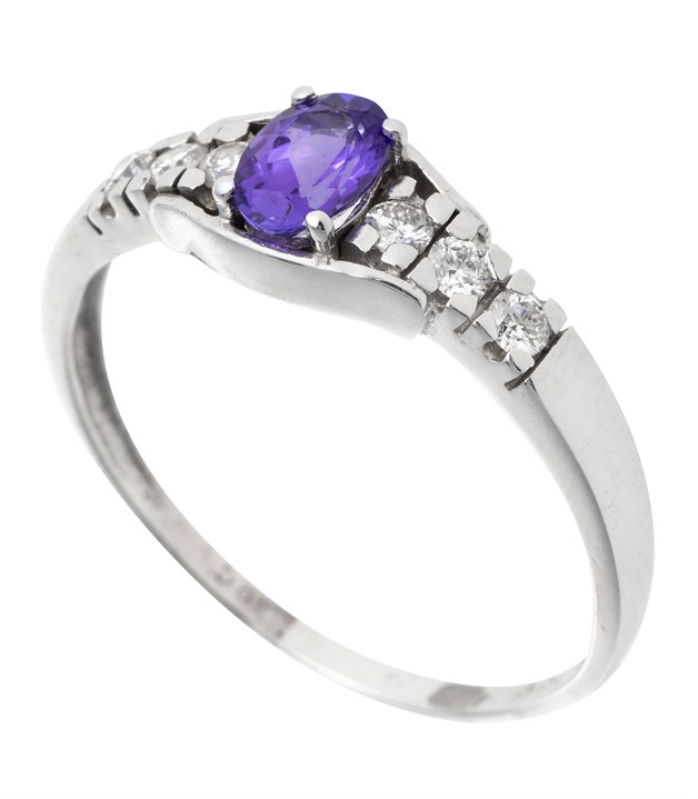 Ring med Tanzanitt og brillianter 