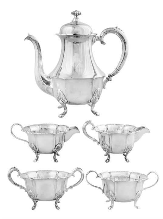 Kaffekanne med to sukker og to fløtemugger