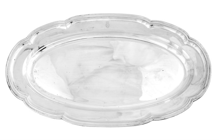 Serveringsfat i sølv 