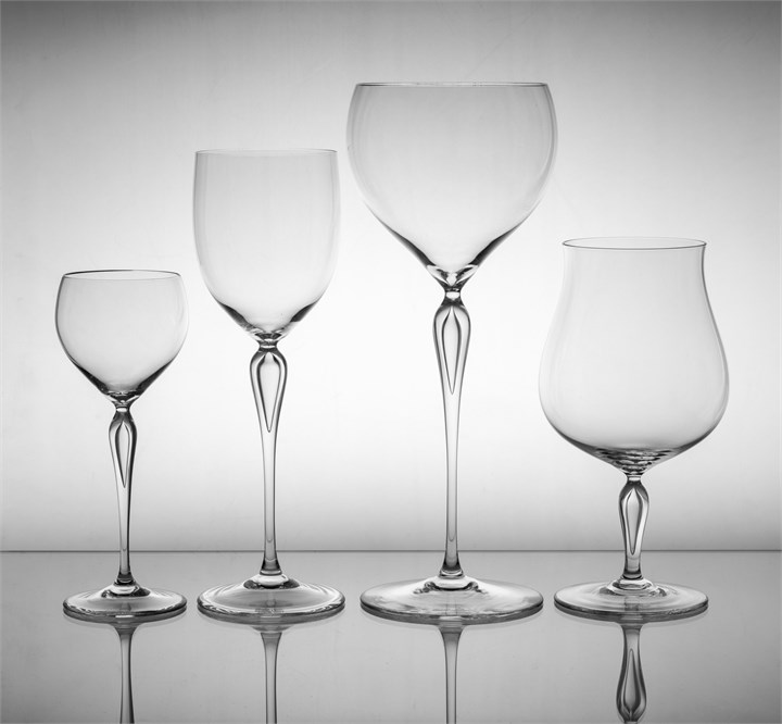 24 Maitre glass i ulike størrelser 