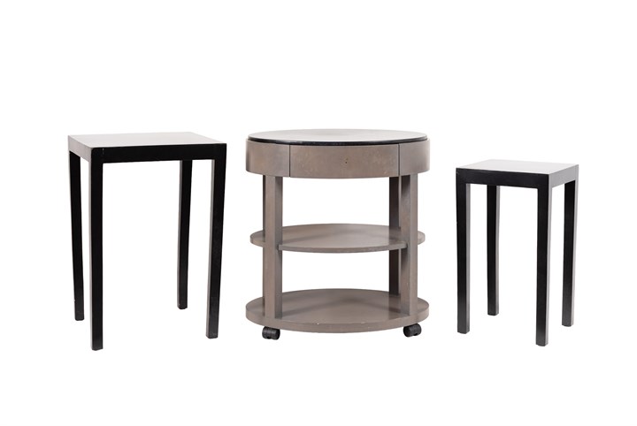 To settbord og sidebord