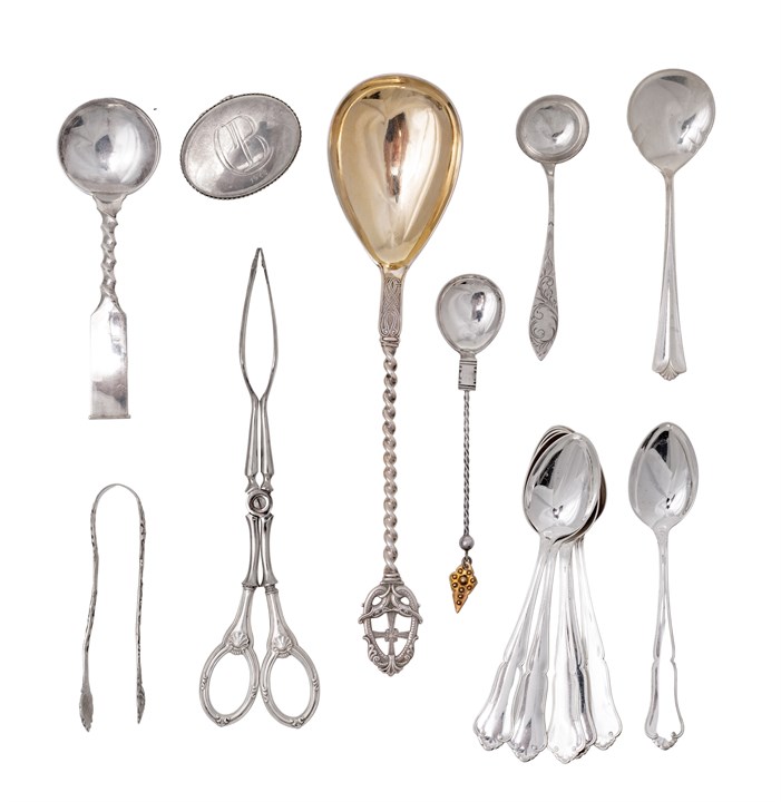 Bestikkdeler og dåse 