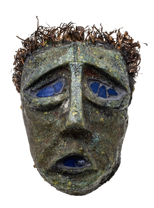 Maske, 1979