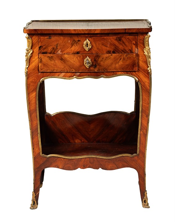 Sidebord Louis XV-stil