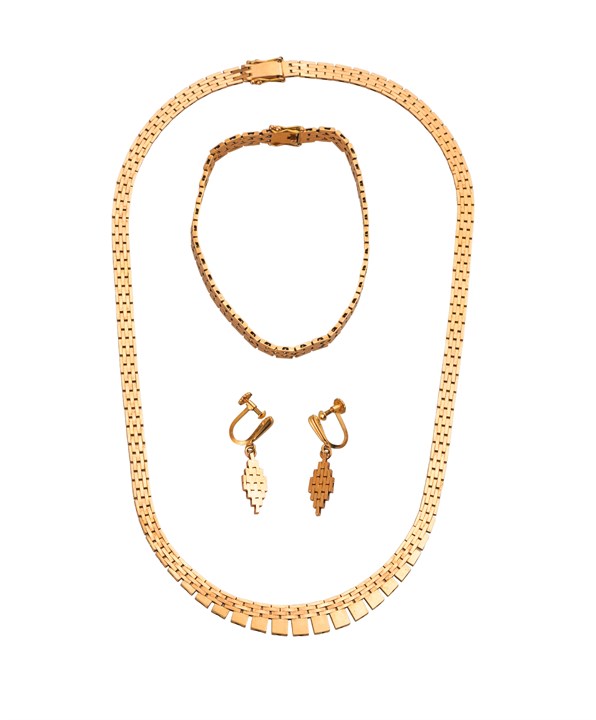 Smykkesett med collier, armbånd og ørepynt