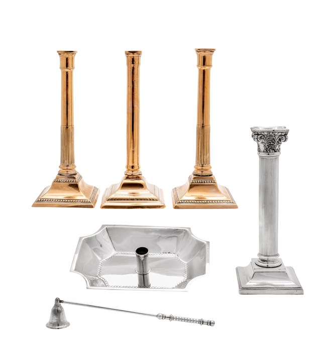 Samling lysestaker og lyseslukker