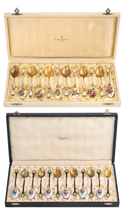 Mokka skjeer, 2 sett, hvert bestående av 12 skjeer